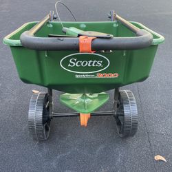 Scotts Spreader 3000