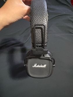 Marshall IV Over-Ear Headphones Black