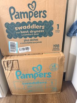 Baby items/ diapers