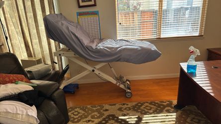 Electric Massage Table 