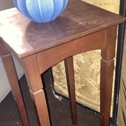 Antique American Federal Mahogany Console Table