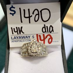 14k White Gold Diamond Ring