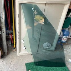 Subaru Legacy Driver Side Door Glass 2014