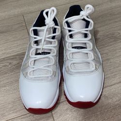 Jordan 11 Low Cherry 