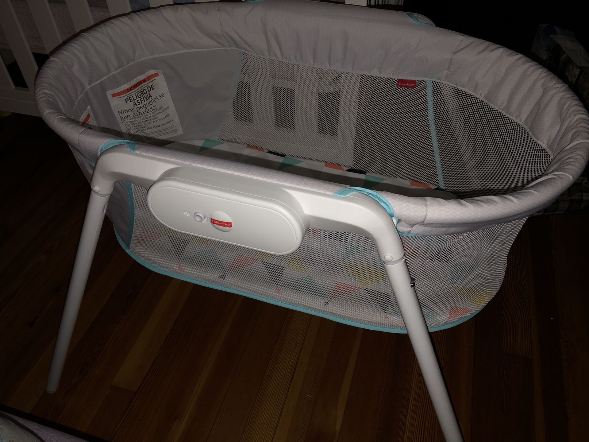 Fisher Price Stow And Go Bassinet