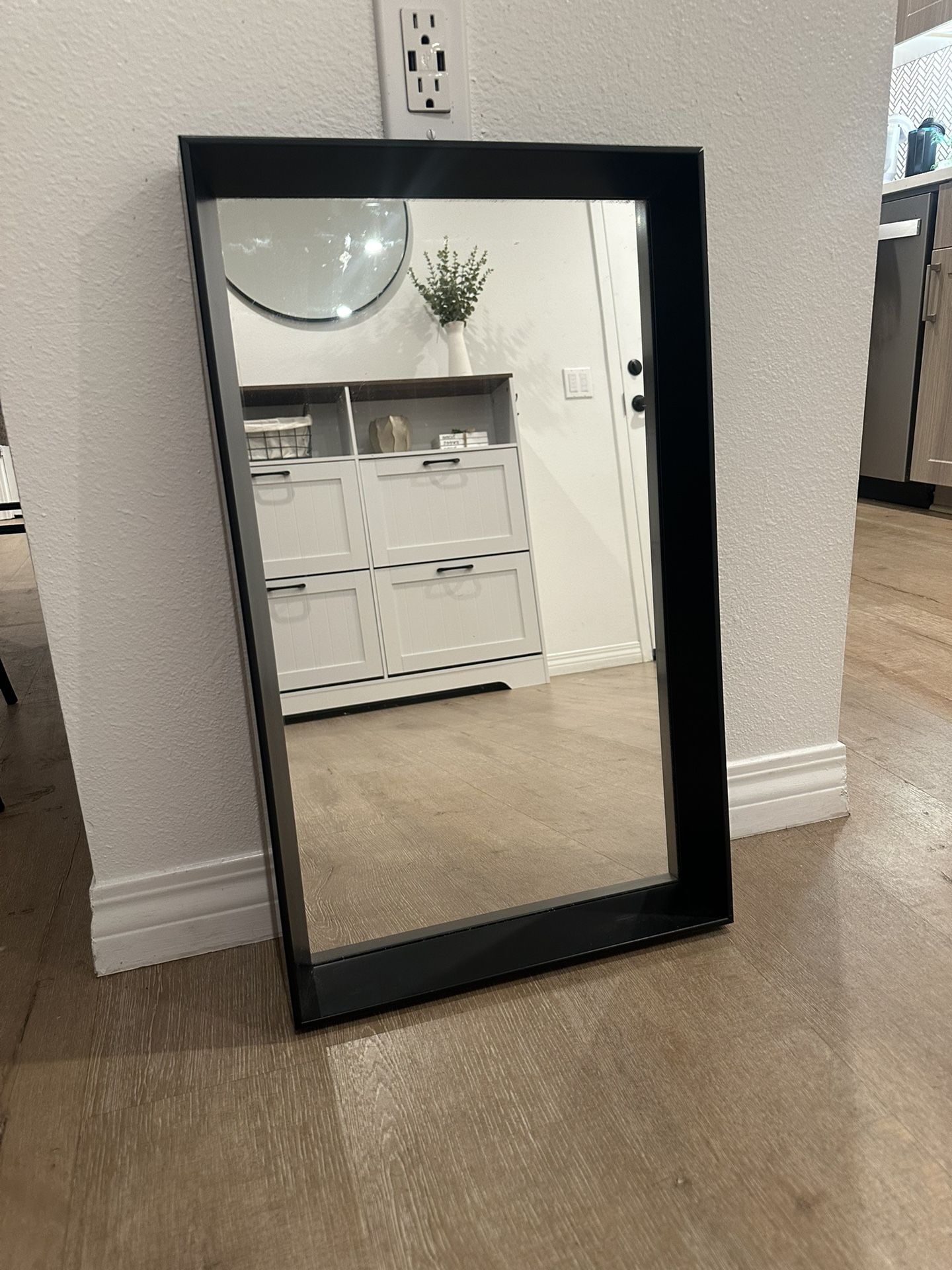 25” x 15” wall mirror black rectangle