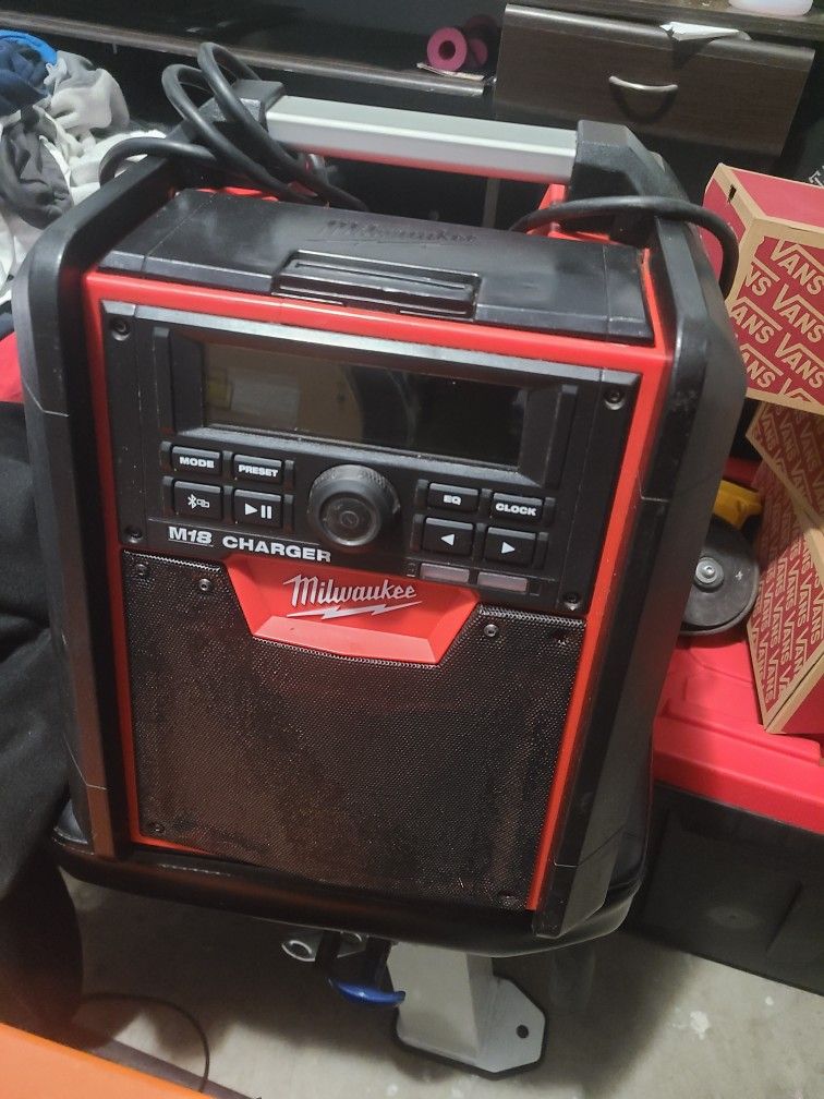 M18 Milwaukee Worksite Radio BATTERY NOT INCLUDED.