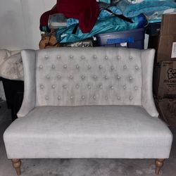 Accent chair 
