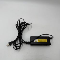 Universal Laptop Power Adapter WCP2-1001-BLK 12-24V AC Charger 100W USB Port