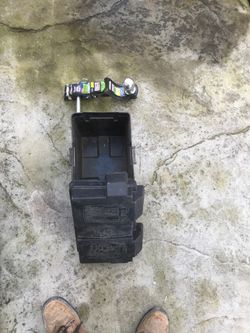 Trailer hitch with 2” ball and battery box