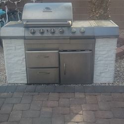 Grill And Grill Island