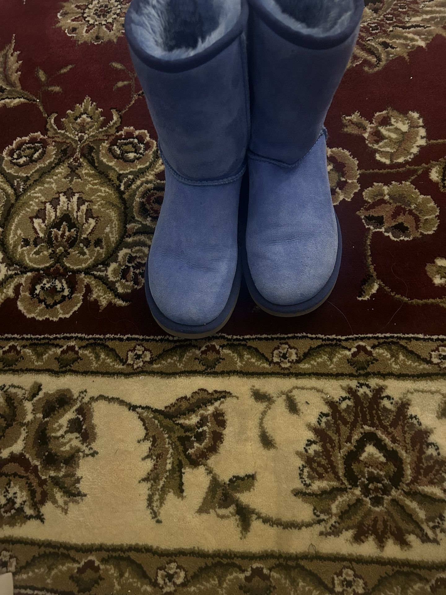 Size 7, UGG, blue boot