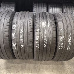 235/45/18 Michelin 