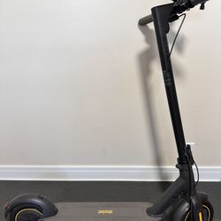 scooter Segway Ninebot Scooter G30 Max Low Miles