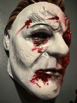 3D Printed Michael Myers Head and Hand Wall Art