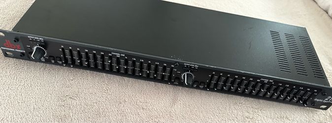 DBX 215 2 - Channel Graphics Equalizer
