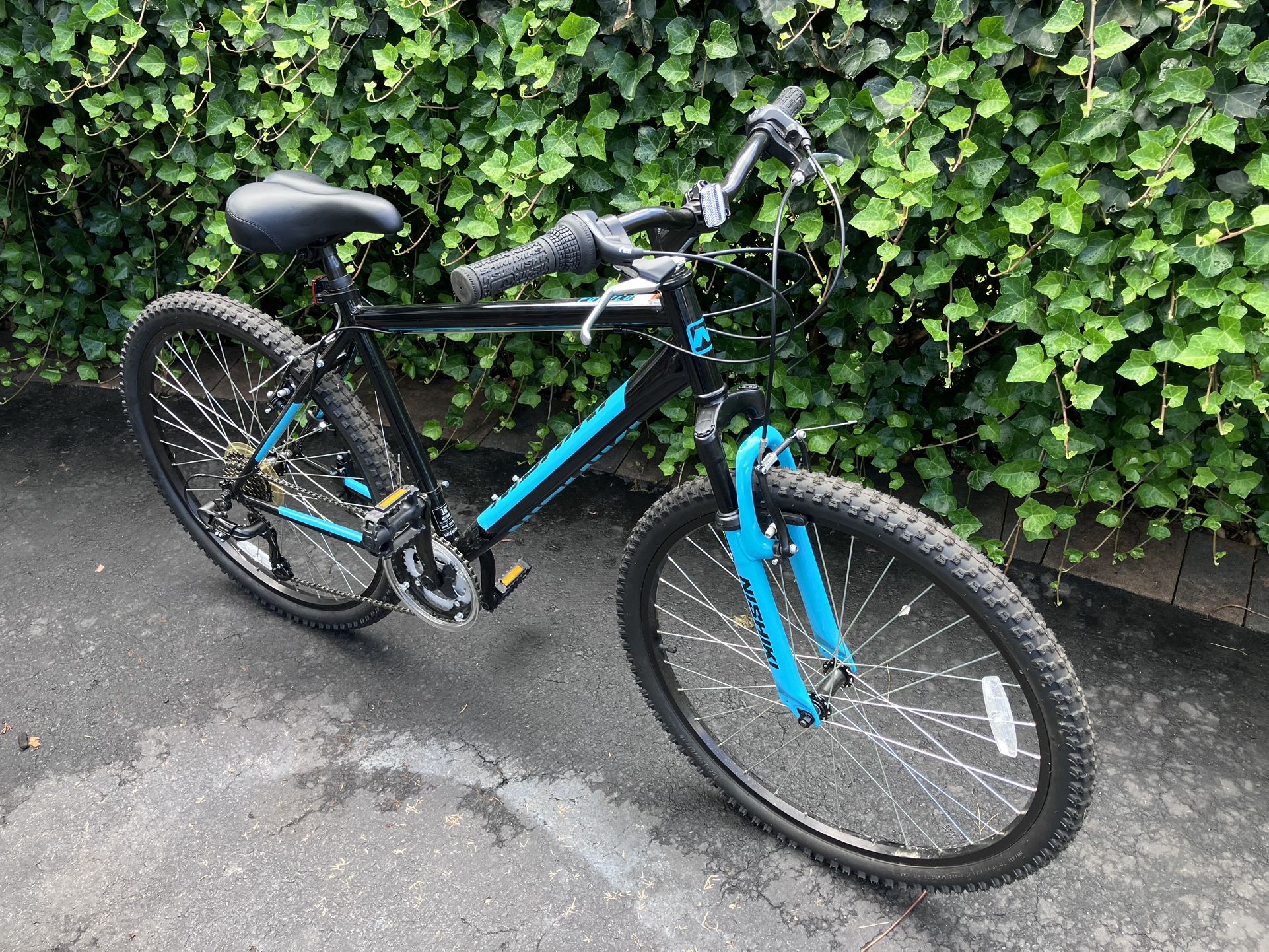 Nishiki Pueblo Men's Mountain Bike 18” Frame (5'7” To 5'11”) 26