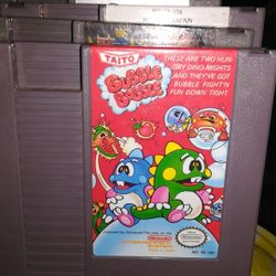 Vintage Nintendo game bubble bobble game