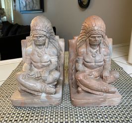 Vintage Montana Heavy Swirl Bookends Native American Chief Clay Pottery Set of 2