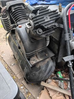Heavy Duty Air Compressor Pump and Tank must pickup