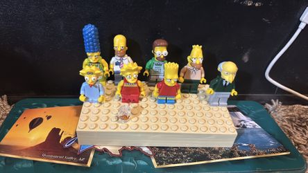 Simpson LEGO minifigures lot