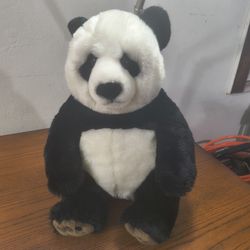 Like New! FAO Schwarz 16” Panda 2012 / Toys R Us / Plush Stuffed Animal 