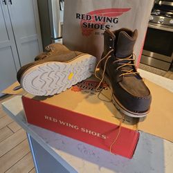 Red Wing Boots  Size 8 1/2. 