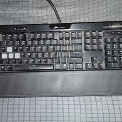 Corsair K70 Mechanical Keyboard
