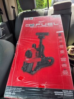 Milwaukee backpack vacuum