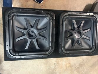 2 15” L7 Kickers with box