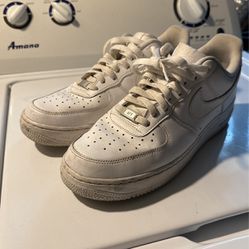 Air Force 1- Men’s size 9.5- White