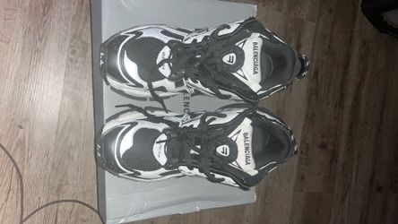 Balenciaga size 8