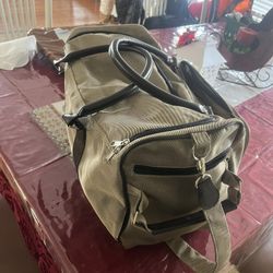 High quality Escalade Men’s travel bag. 