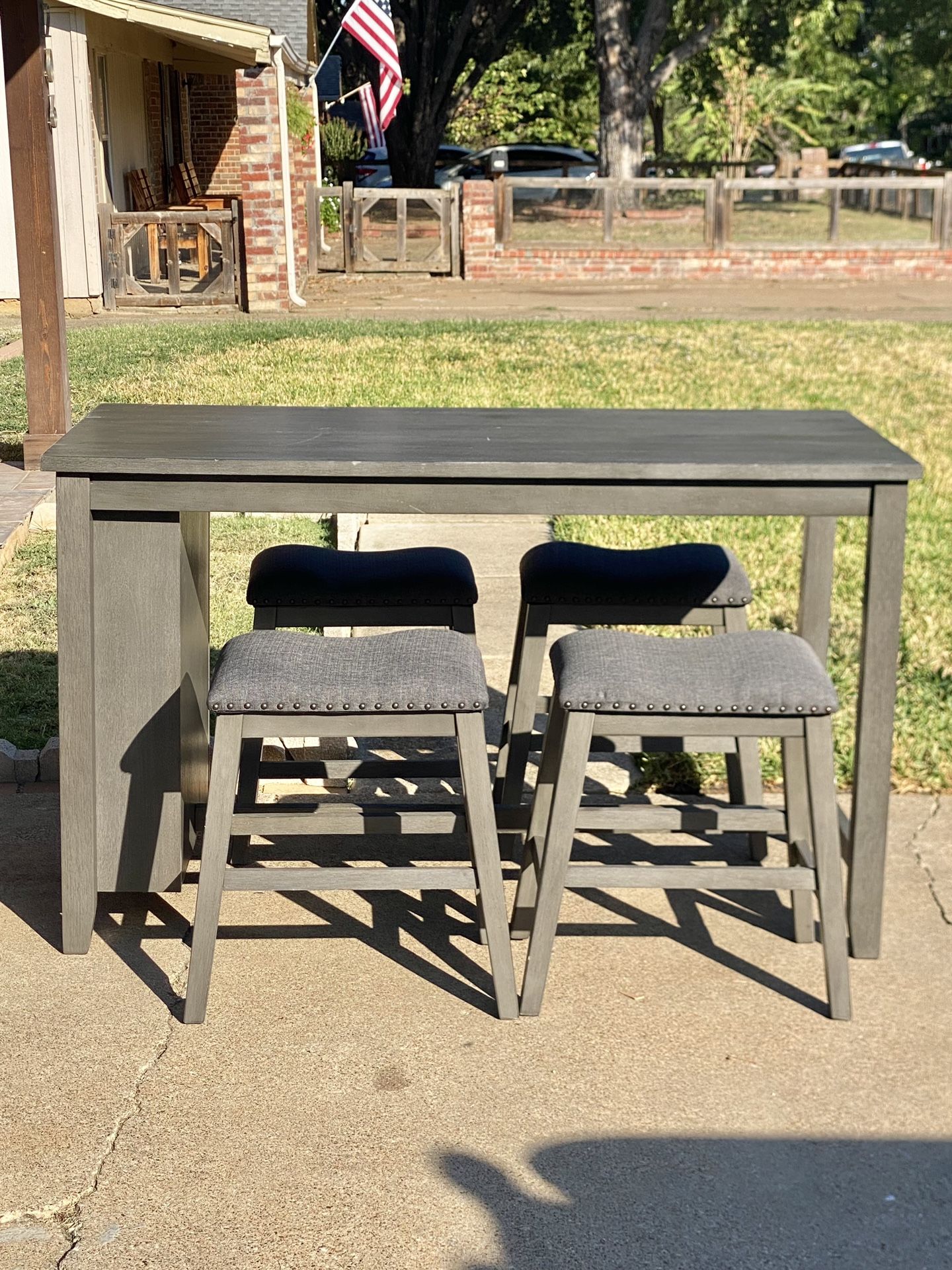 Dining Table & 4 stools