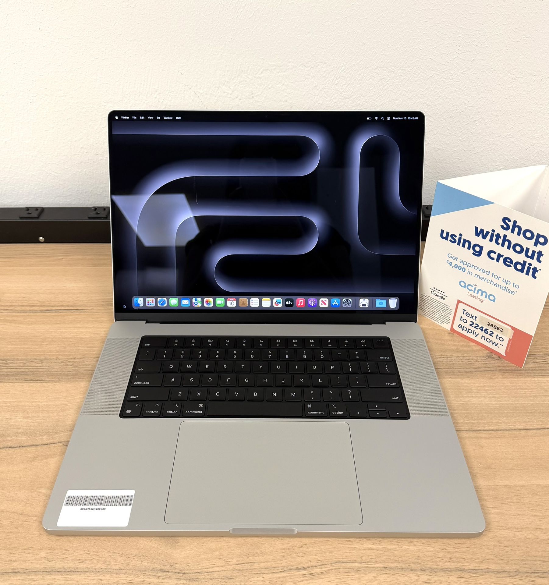 16" MacBook Pro M1 Pro 10 Core*32GB RAM*1TB SSD