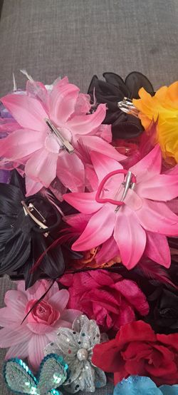 Flores Nuevas. 1.dolar cada una