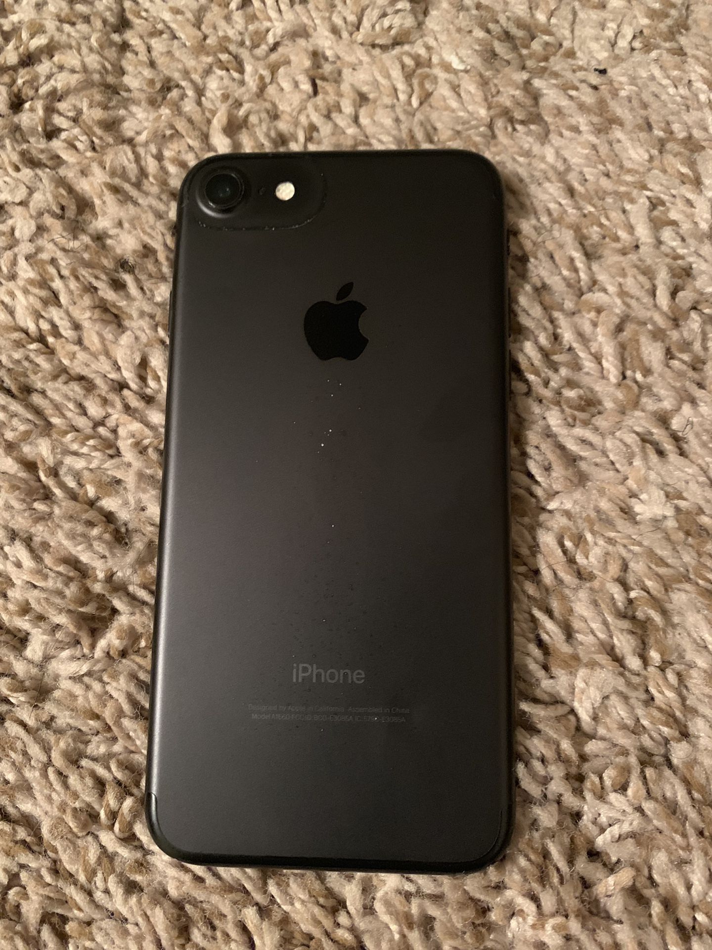 Excellent condition iPhone 7