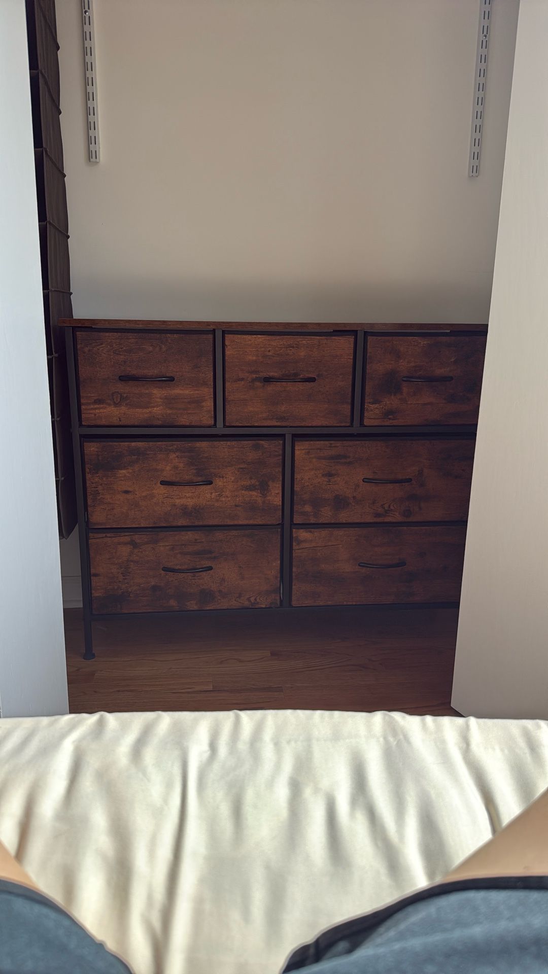 7 Drawer dresser