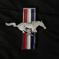 Ford Mustang Fender Emblem