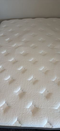 Queen size mattress