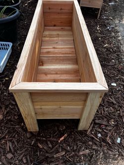 Planter box
