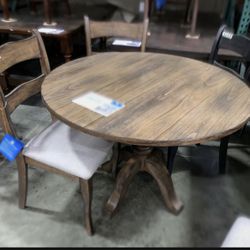 5 Pc Dining Set Vintage Brown Or Black Available 