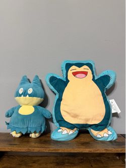 Munchlax & snorlax pokemon plushies