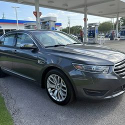 2018 Ford Taurus