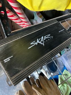 Skar audio 2-10s and a 1500 wat amp