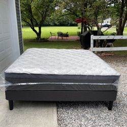 Helix Midnight Luxe King Mattress