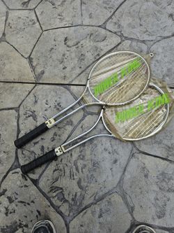 Badminton Rackets With Covers