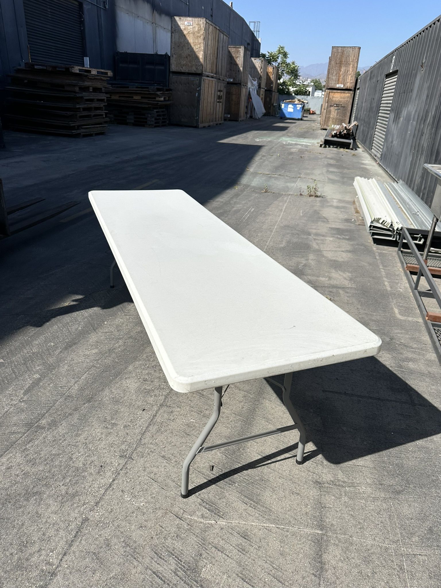 Table - 8’ Plastic