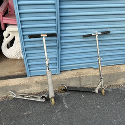 2 Kids Scooters