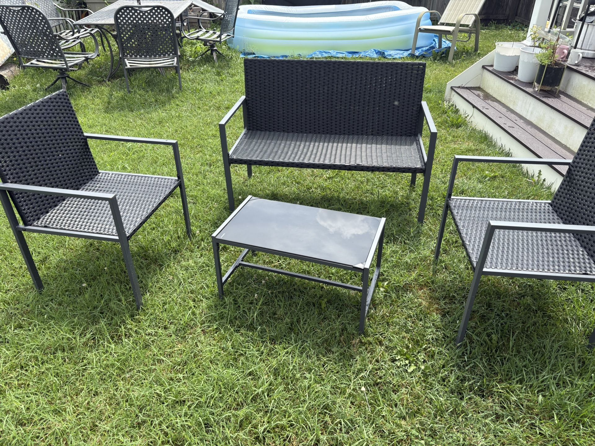Patio Furniture Like New